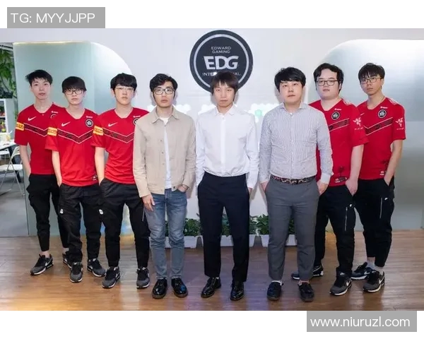 S15LOL赛事中EDG快攻体系如何影响CSGO战术布局与比分变化分析 S15LOL赛事中EDG快攻体系如何影响CSGO战术布局与比分变化分析